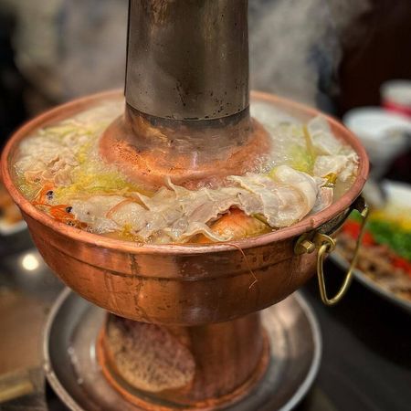 ▲▼台北高人氣酸菜白肉鍋。（圖／ReadyGo提供）