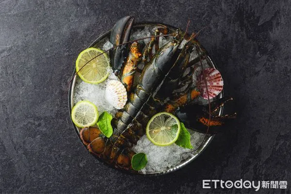 ▲新春優惠！湳洋鍋物波士頓龍蝦5折。（圖／業者提供）