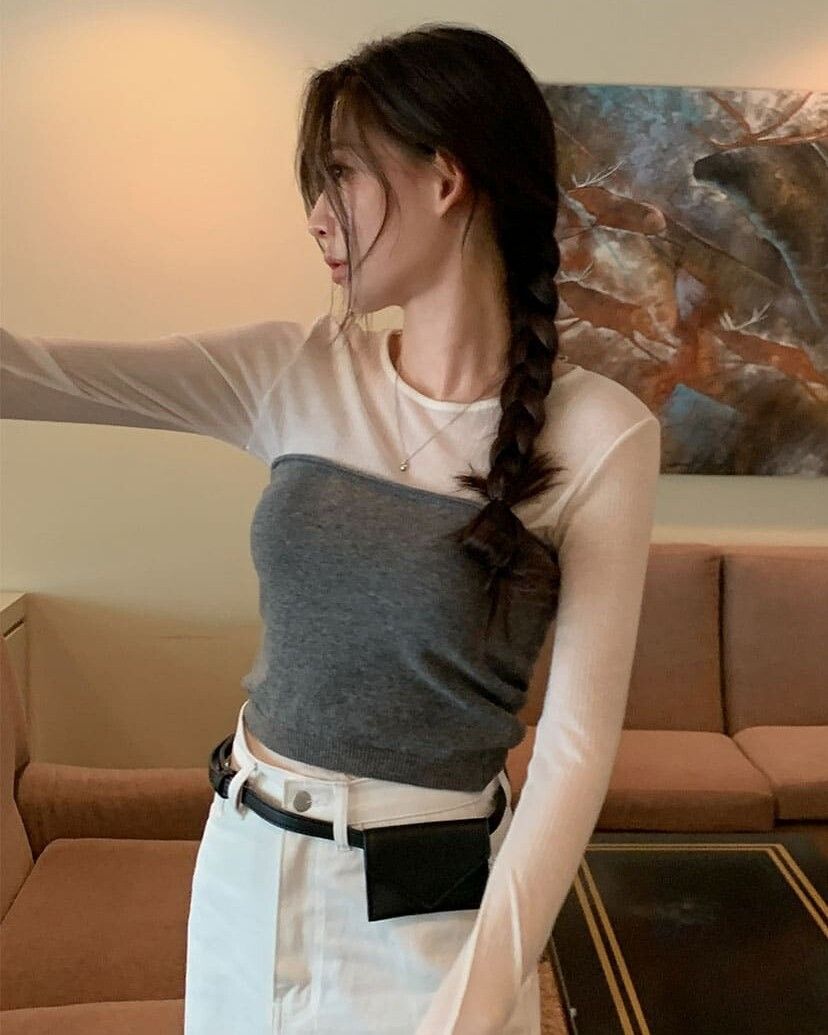 ▲針織背心穿搭     。（圖／翻攝自官網）