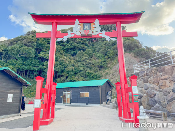 ▲▼日本元乃隅神社。（圖／記者蔡玟君攝）
