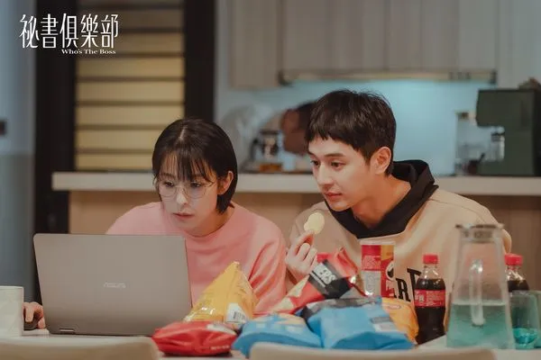 ▲《祕書俱樂部》賴雅妍周旋於張軒睿、王傳一之間。（圖／TVBS提供）