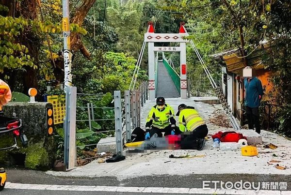 ▲▼59歲陳姓居民過馬路時，不慎被60歲李姓開車撞飛，經急救後仍不治身亡。（圖／記者李陳信得翻攝，下同）