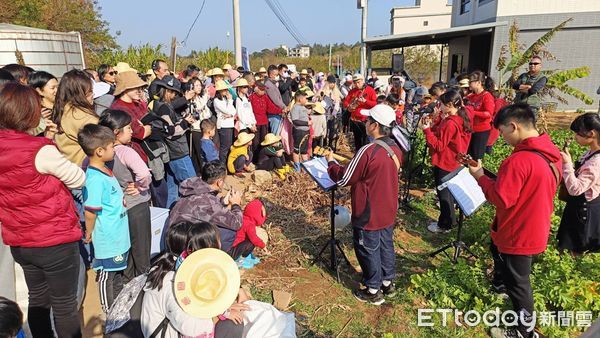 ▲▼第三屆「追源頭‧拔菜頭親子公益家庭日」25日盛大舉。（圖／記者林名揚翻攝）