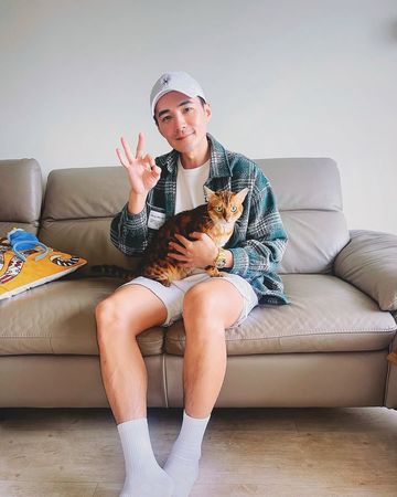 ▲是元介老婆正面曝光。（圖／翻攝自是元介IG）