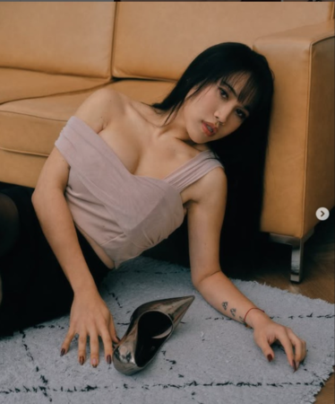 ▲黃小愛回家向媽媽坦承隆乳一事。（圖／翻攝自黃小愛Instagram）