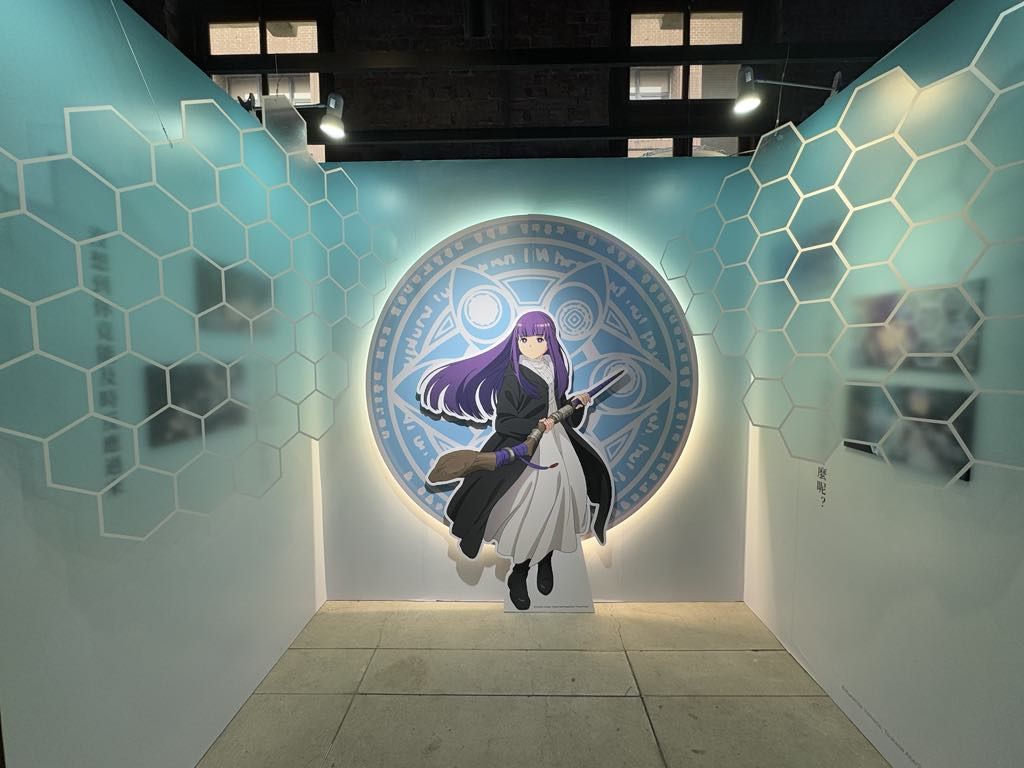 ▲《葬送的芙莉蓮》期間限定快閃店。（圖／記者胡至欣攝）