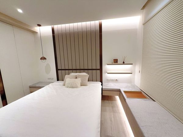 小嫻將三房改為只有主臥和更衣間的二房格局。（小嫻提供）