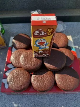 ▲▼文彬27歲冥誕⋯車銀優墓園幫他慶生！貼合照：我好想你　勝寛催淚現蹤。（圖／翻攝自車銀優、秀雅、勝寛IG）