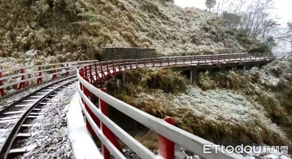 ▲▼     太平山下冰霰        。（圖／太平山莊提供）