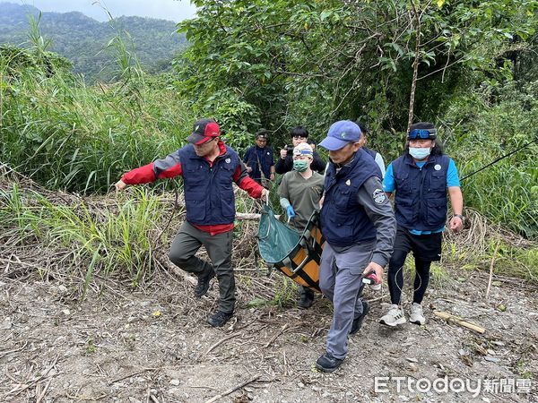 ▲▼出動野灣團隊等共21人進行救援。（圖／花蓮分會署提供，下同）