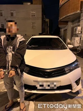 ▲▼  朴子分局特別針對各治安重點場所與要道，展開為期2天的「威力掃蕩」專案勤務，進行全面性的臨檢及攔檢。專案期間，朴子分局一共查獲改造槍枝一把、子彈31發、毒品安非他命2件2人、酒駕3件3人，竊盜3件5人、賭博1件1人，均移送地檢署偵辦。   。（圖／朴子分局提供）