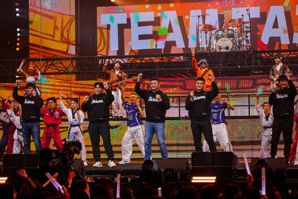 ▲李洋現身答謝球迷。（圖／文總提供）