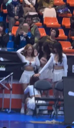 ▲▼Luxygirls。（圖／翻攝自Instagram／luxygirlcrew）