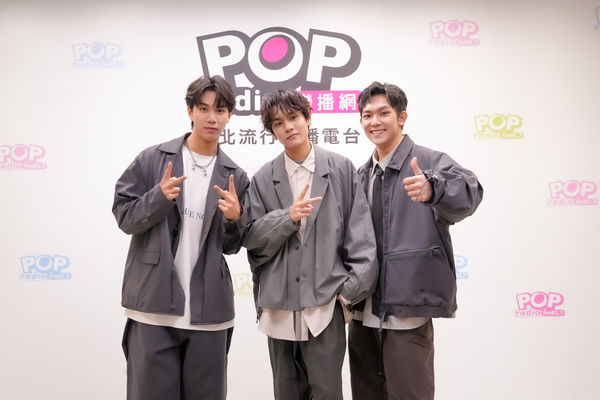 ▲挑戰年齡鴻溝！盧佾暘誤將魏如萱當持修　魏如昀尖叫：「好恐怖」。（圖／POP Radio提供）