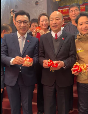▲▼立法院長韓國瑜初二前往台中拜年。（圖／翻攝自Facebook／江啟臣）
