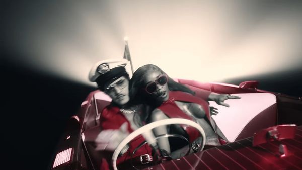 ▲火星人布魯諾新歌被批太露骨。（圖／翻攝自MV）