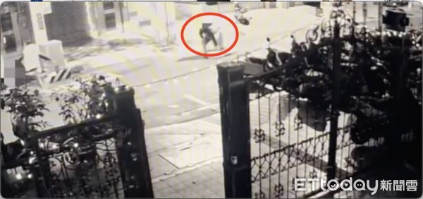 ▲高雄男抱瓦斯桶揚言要同歸於盡             。（圖／記者吳奕靖翻攝）