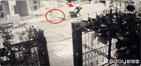 ▲高雄男抱瓦斯桶揚言要同歸於盡             。（圖／記者吳奕靖翻攝）