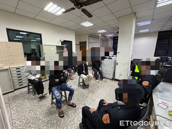 ▲▼▲苗栗縣警局竹南分局大同派出所在小年夜當天查獲移工宿舍辦毒趴。（圖／記者楊永盛翻攝）