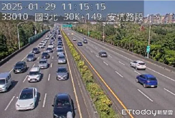 ▲▼初一上午塞車。（圖／取自高公局1968網站）