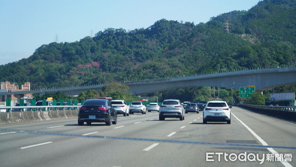 ▲▼春節國道3號北上土城路段順暢南下鶯歌桃園雍塞。（圖／記者呂佳賢攝）