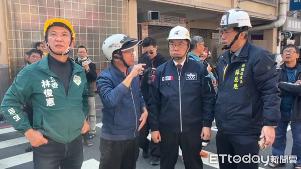 ▲▼             台南來亞大樓女兒牆被震落，現場慘況曝光。（圖／記者林東良翻攝，下同）