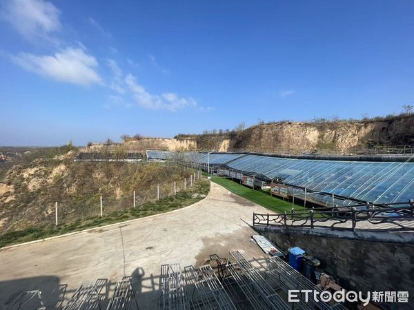 ▲▼ 山西專題、草莓、生態雞、台灣團隊技術指導            。（圖／記者任以芳攝）