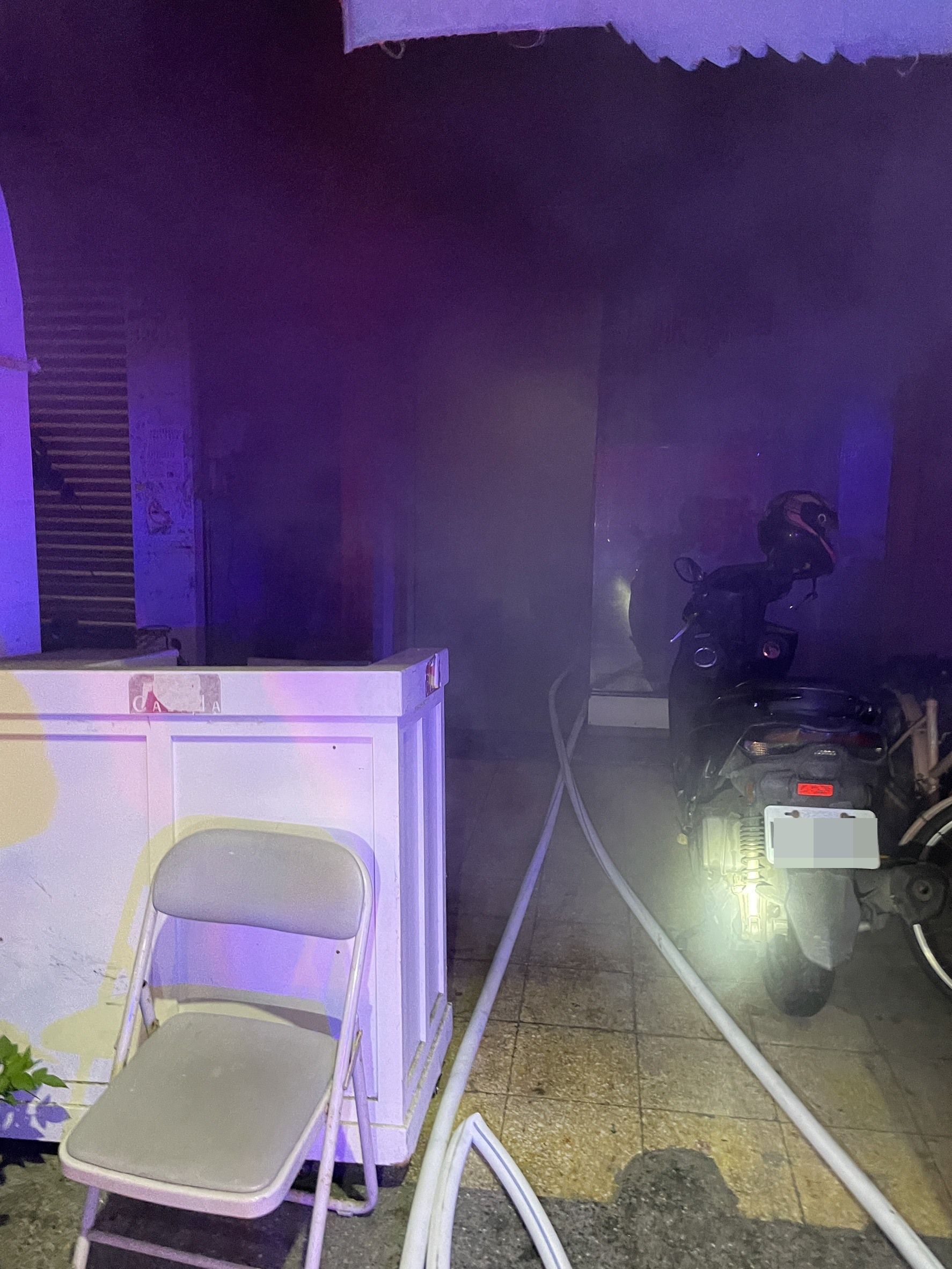 ▲▼苓雅區成功二路火警，1男命危。（圖／記者翻攝）