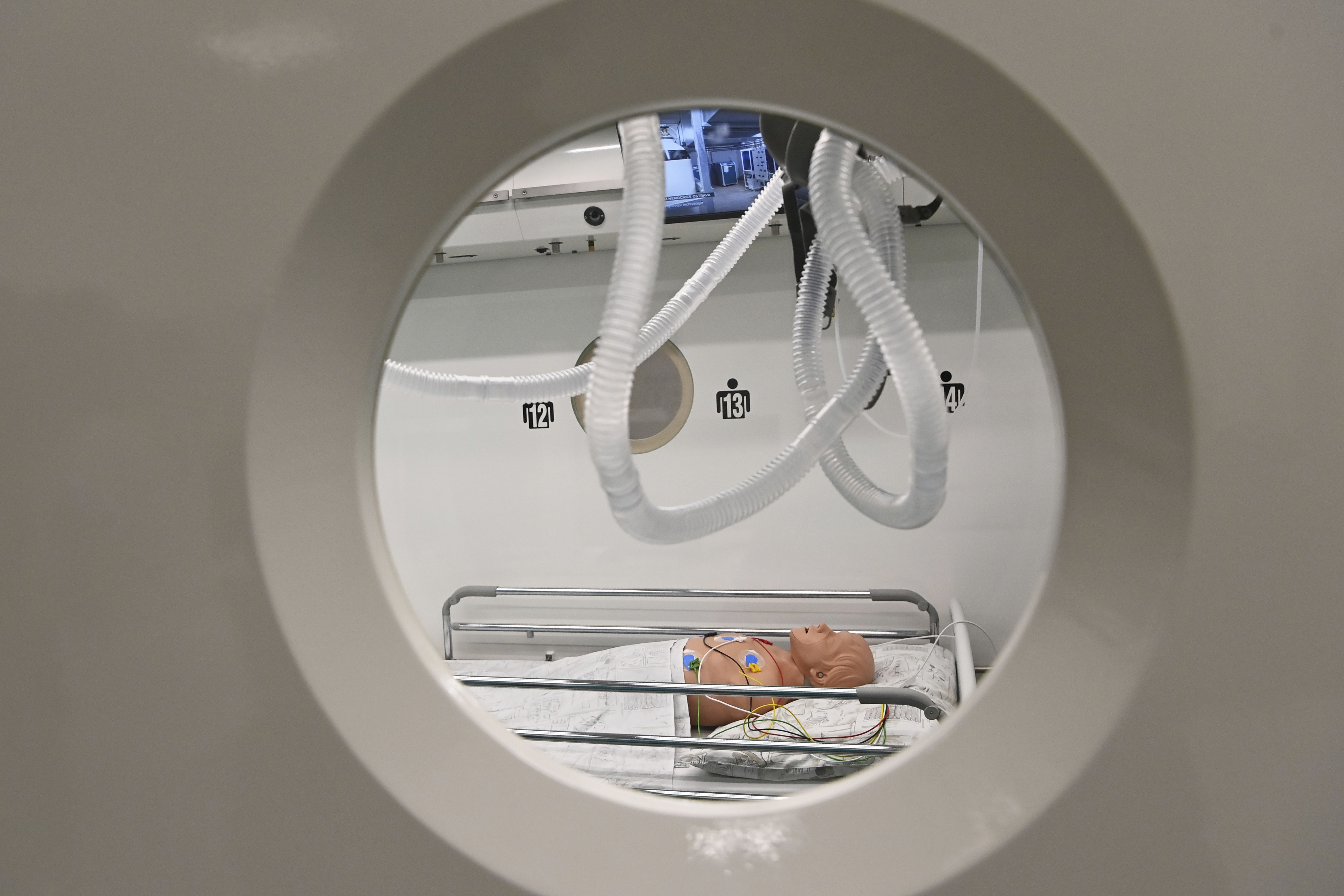 ▲▼高壓氧艙。（示意圖／達志影像／美聯社）