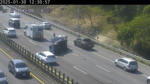 ▲▼大年初二國道發生3起意外。（圖／高公局提供）