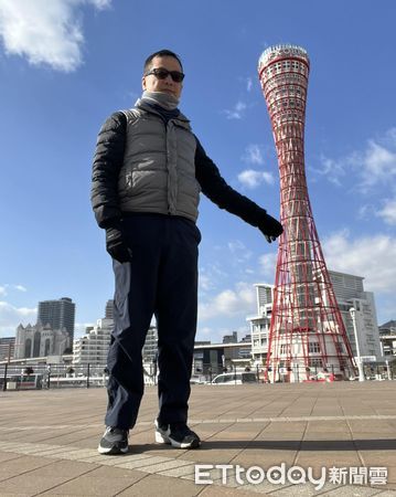 ▲▼  羅智強春節徒步走日本神阪京。（圖／翻攝羅智強臉書）