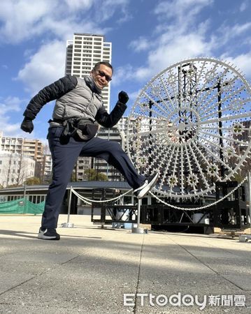 ▲▼  羅智強春節徒步走日本神阪京。（圖／翻攝羅智強臉書）