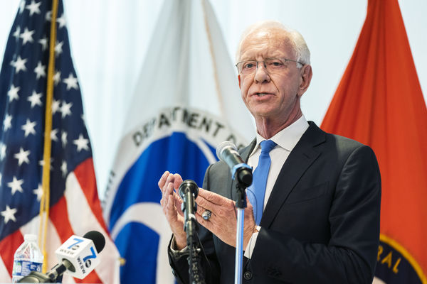 ▲▼美國傳奇飛行員薩利（Capt. Sully Sullenberger）2009年創下「哈德遜河奇蹟」。（圖／達志影像／美聯社）