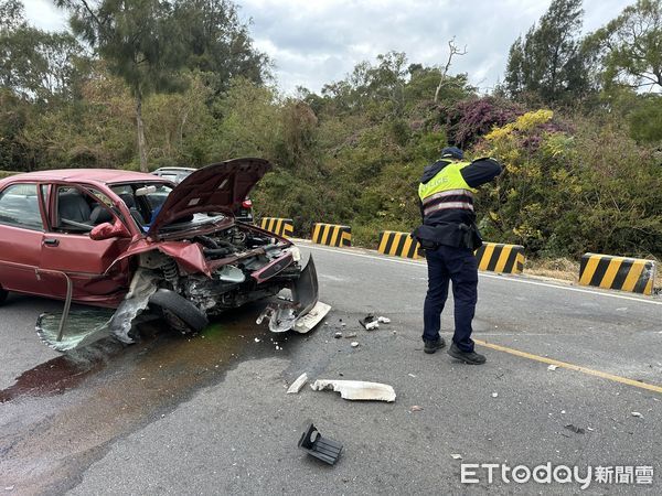 ▲金門今天接連發生2起車禍事故，疑似為超車不慎及精神不濟釀禍。（圖／記者林名揚翻攝）
