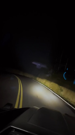 ▲▼鳳梨陪老婆回娘家，開夜車一路黑。（圖／翻攝自Threads）