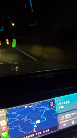 ▲▼鳳梨陪老婆回娘家，開夜車一路黑。（圖／翻攝自Threads）