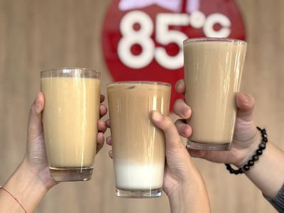 85度C限定今天「拿鐵第二杯半價」 星巴克會員6/2起買一送一