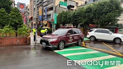 快訊/九份消防隊員駕公務車撞行人!女子手腳擦挫傷送醫