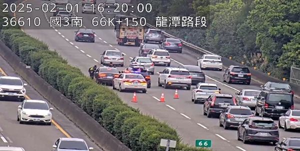 ▲▼國3北向65.9公里處發生2輛小客車追撞事故，占用內2線車道（圖／高公局提供）