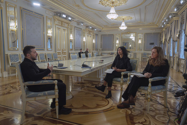 ▲▼烏克蘭總統澤倫斯基接受美聯社採訪。（圖／達志影像／美聯社）