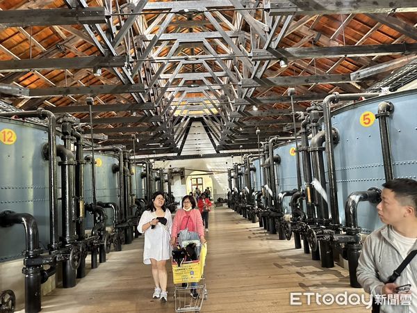 ▲古蹟行春系列活動結合古蹟園區開放寵物入園，使今年台南市文化局各園區春節期間湧入近29萬人次、創造逾700多萬餘元的收入佳績。（圖／記者林東良翻攝，下同）