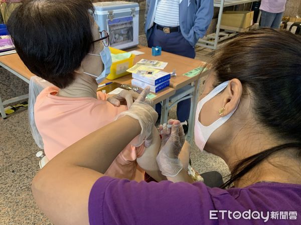 ▲醫師提醒，免疫力低下者、年長者及幼童為高風險族群，建議及早使用克流感等抗病毒藥物。（圖／門諾醫院提供）