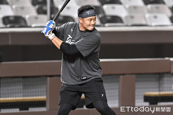 ▲▼蔣少宏出席世界棒球經典賽資格賽中華隊開訓。（圖／記者李毓康攝）