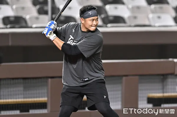 ▲▼蔣少宏出席世界棒球經典賽資格賽中華隊開訓。（圖／記者李毓康攝）