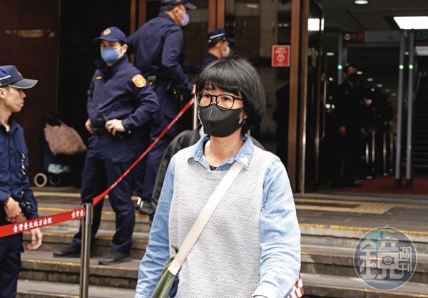 北市府都發局官員邵琇珮（圖）轉汙點證人，坦承與柯文哲共犯圖利罪。