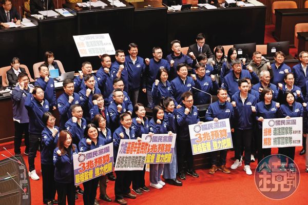 藍營刪減總預算2,075億元創新高並挨轟，如今強化論述盼「補血」。