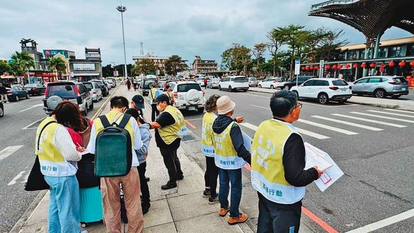 被反對者稱作花蓮王的傅崐萁，也被罷團鎖定。（微光花蓮臉書）