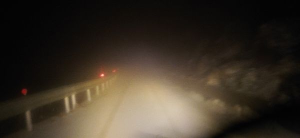 ▲▼             台14甲線翠峰至大禹嶺入夜仍持續下雪，公路局出動鏟雪車清理路面。（圖／交通部公路局中區養護工程分局提供，下同）