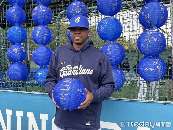 ▲▼悍將新洋投力亞士。（圖／記者楊舒帆攝）