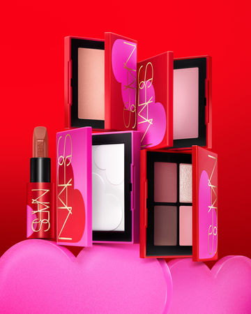 ▲▼情人節限定彩妝。（圖／品牌提供）
